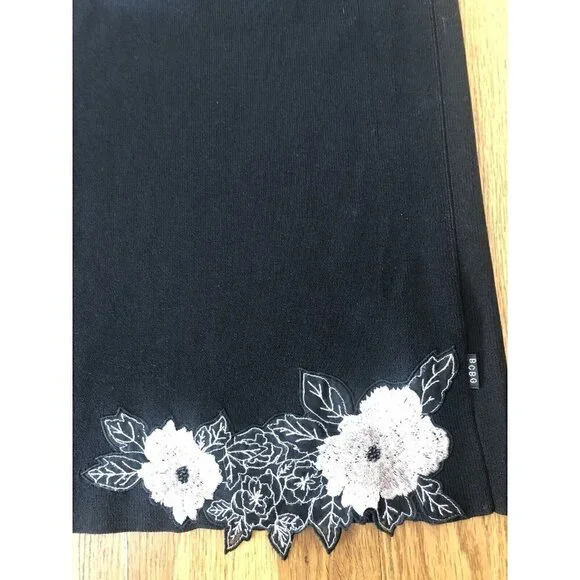 BCBG Womens Size Large Black Stretch Skirt Floral Embroidered Hem - Picture 2 of 5